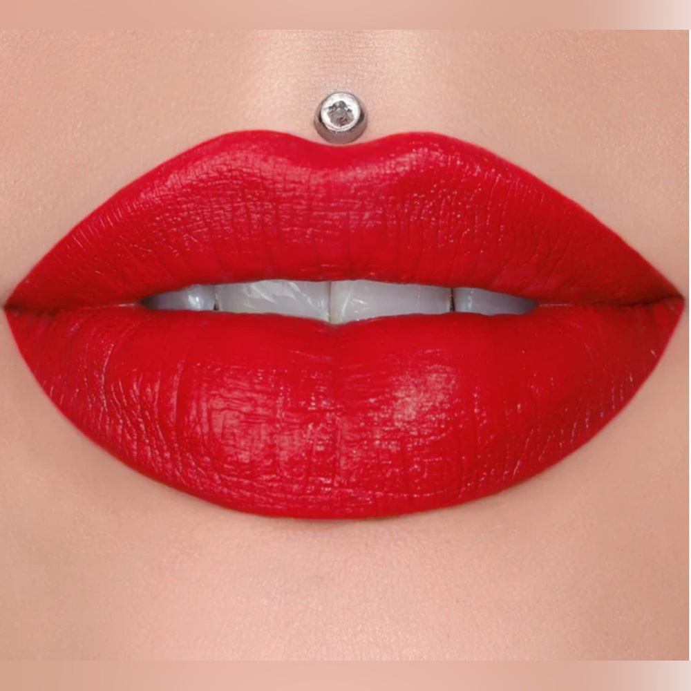 Red Affair - Velvet Trap Lipstick - Jeffree Star Cosmetics
